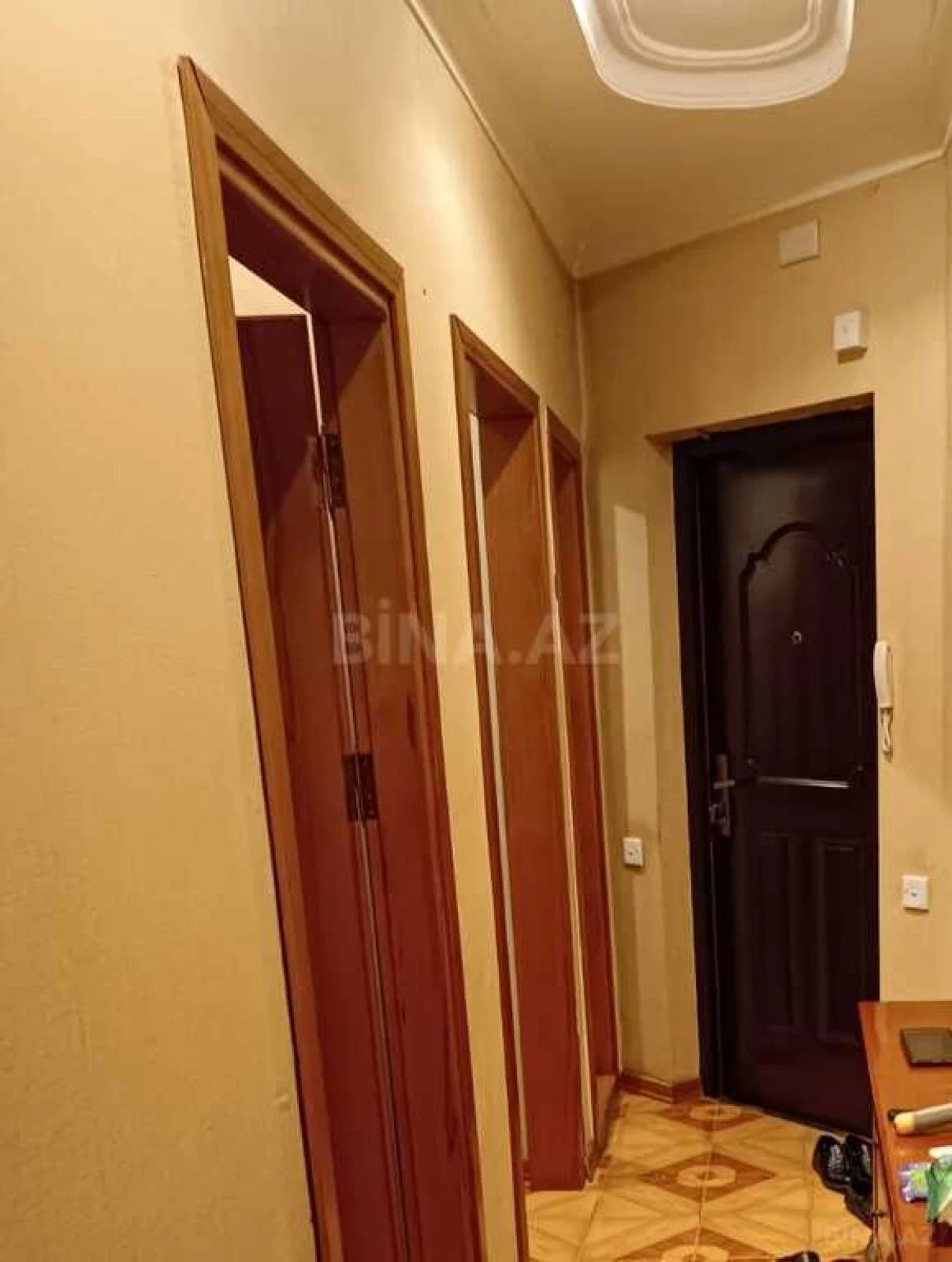 Satılır 2 otaqlı mənzil 53 m²