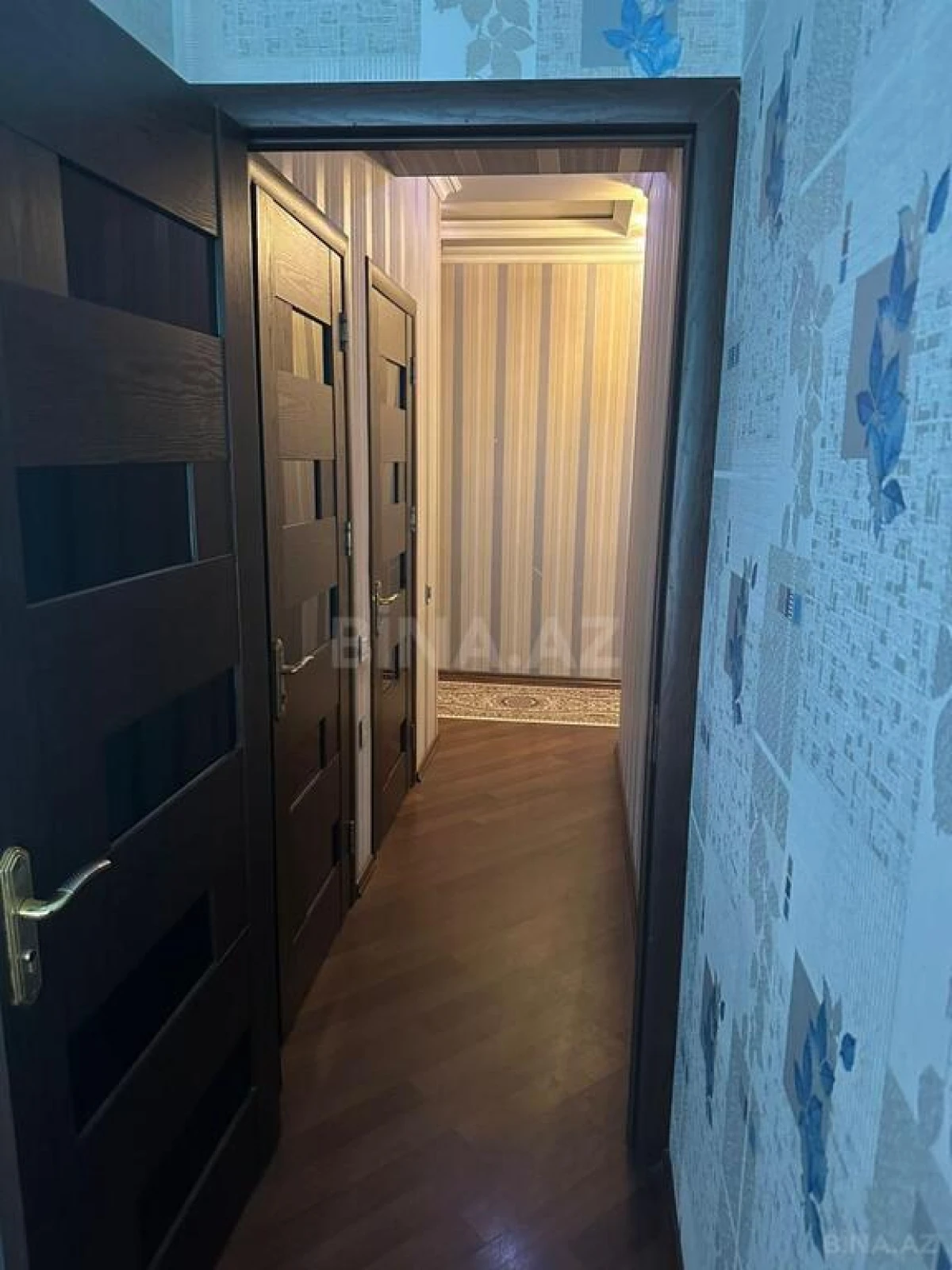 Satılır 2 otaqlı mənzil 82 m²