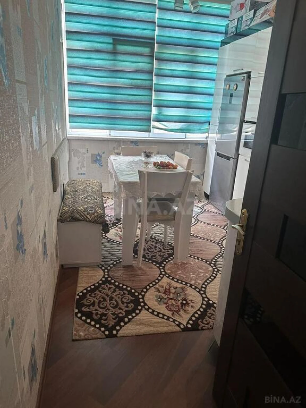 Satılır 2 otaqlı mənzil 82 m²