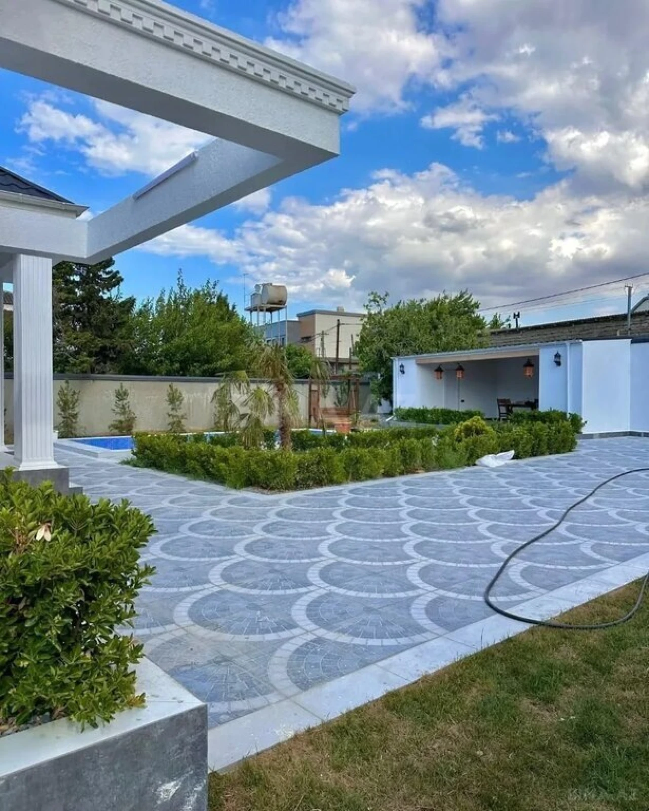 Satılır 6 otaqlı həyət evi 260 m²