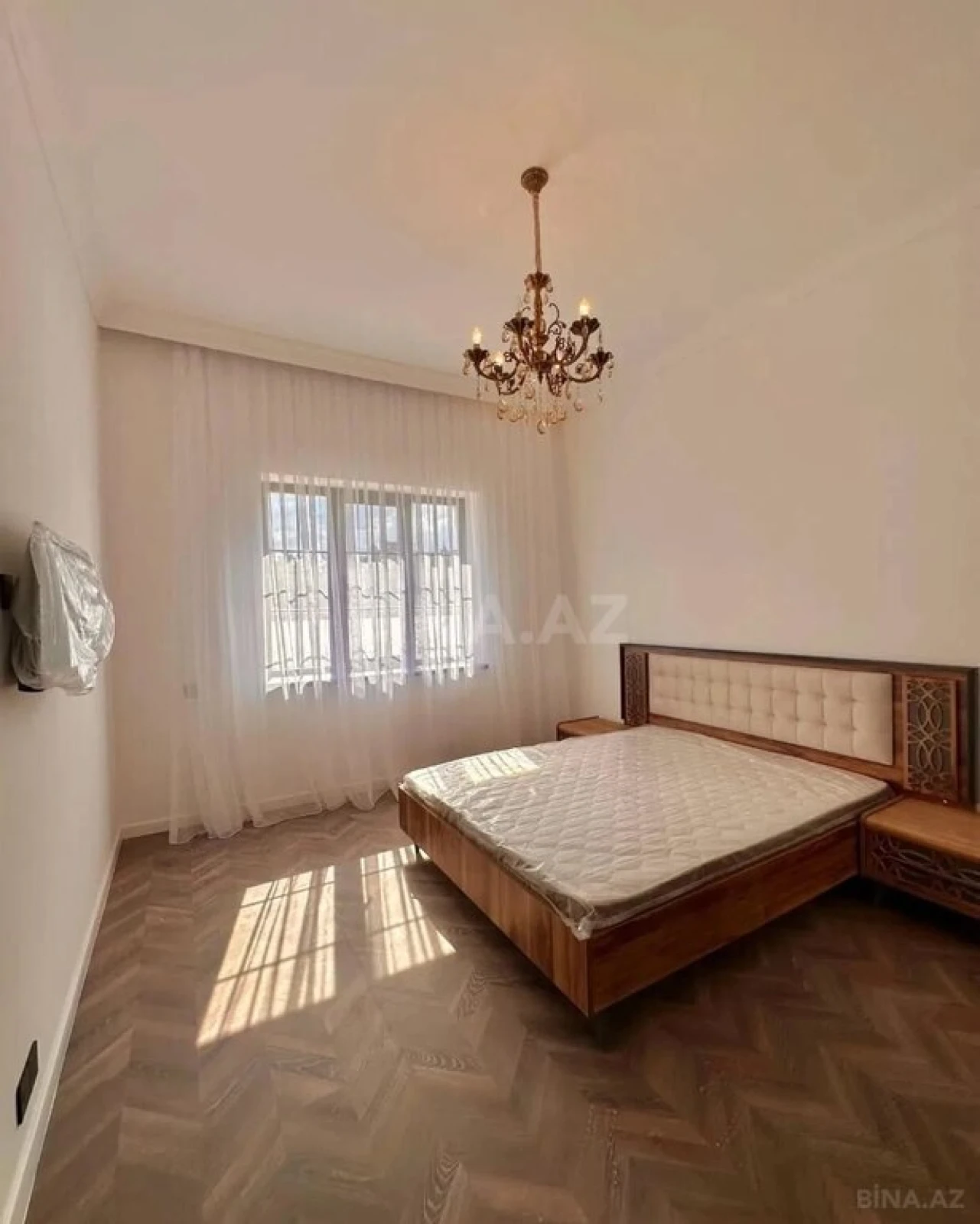 Satılır 6 otaqlı həyət evi 260 m²