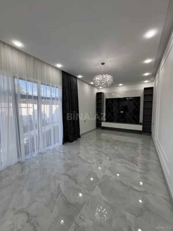 Satılır 4 otaqlı həyət evi 160 m²