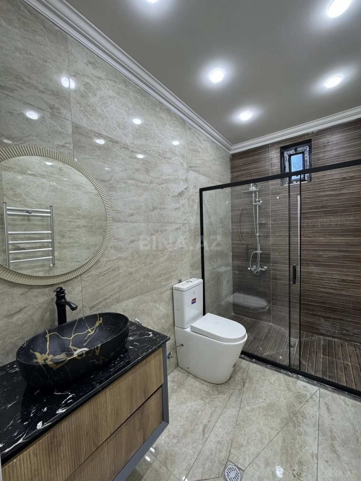 Satılır 4 otaqlı həyət evi 160 m²