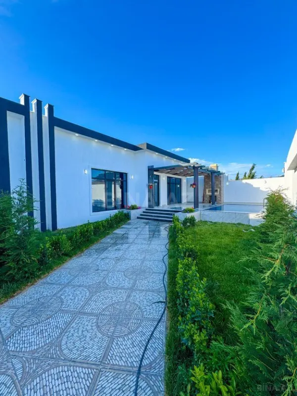 Satılır 4 otaqlı həyət evi 160 m²