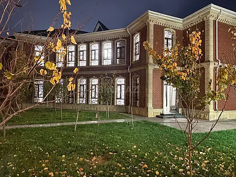 Kirayə verilir 6 otaqlı həyət evi 500 m²