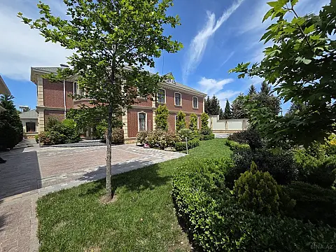 Kirayə verilir 6 otaqlı həyət evi 500 m²