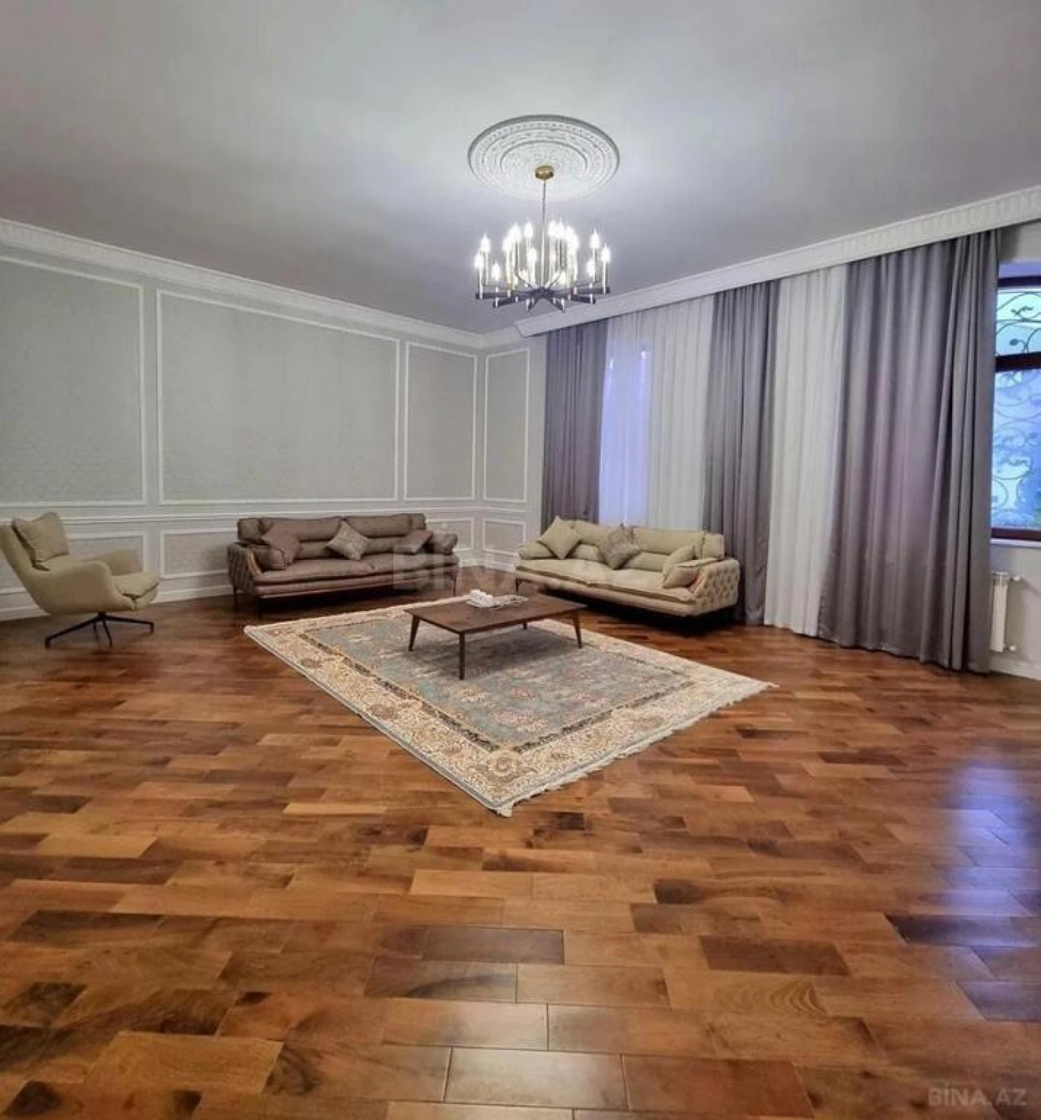 Kirayə verilir 6 otaqlı həyət evi 500 m²