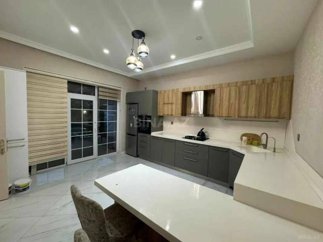 Kirayə verilir 4 otaqlı həyət evi 260 m²