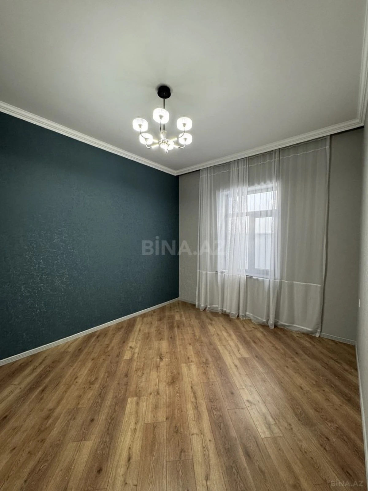 Satılır 4 otaqlı həyət evi 140 m²