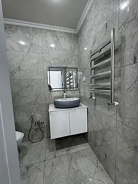 Satılır 4 otaqlı həyət evi 140 m²