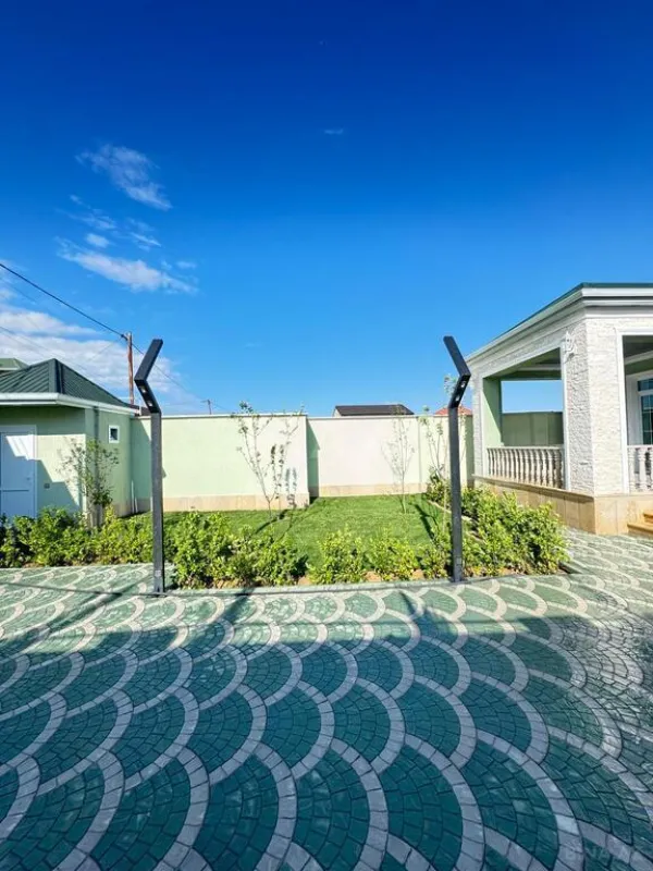 Satılır 4 otaqlı həyət evi 160 m²