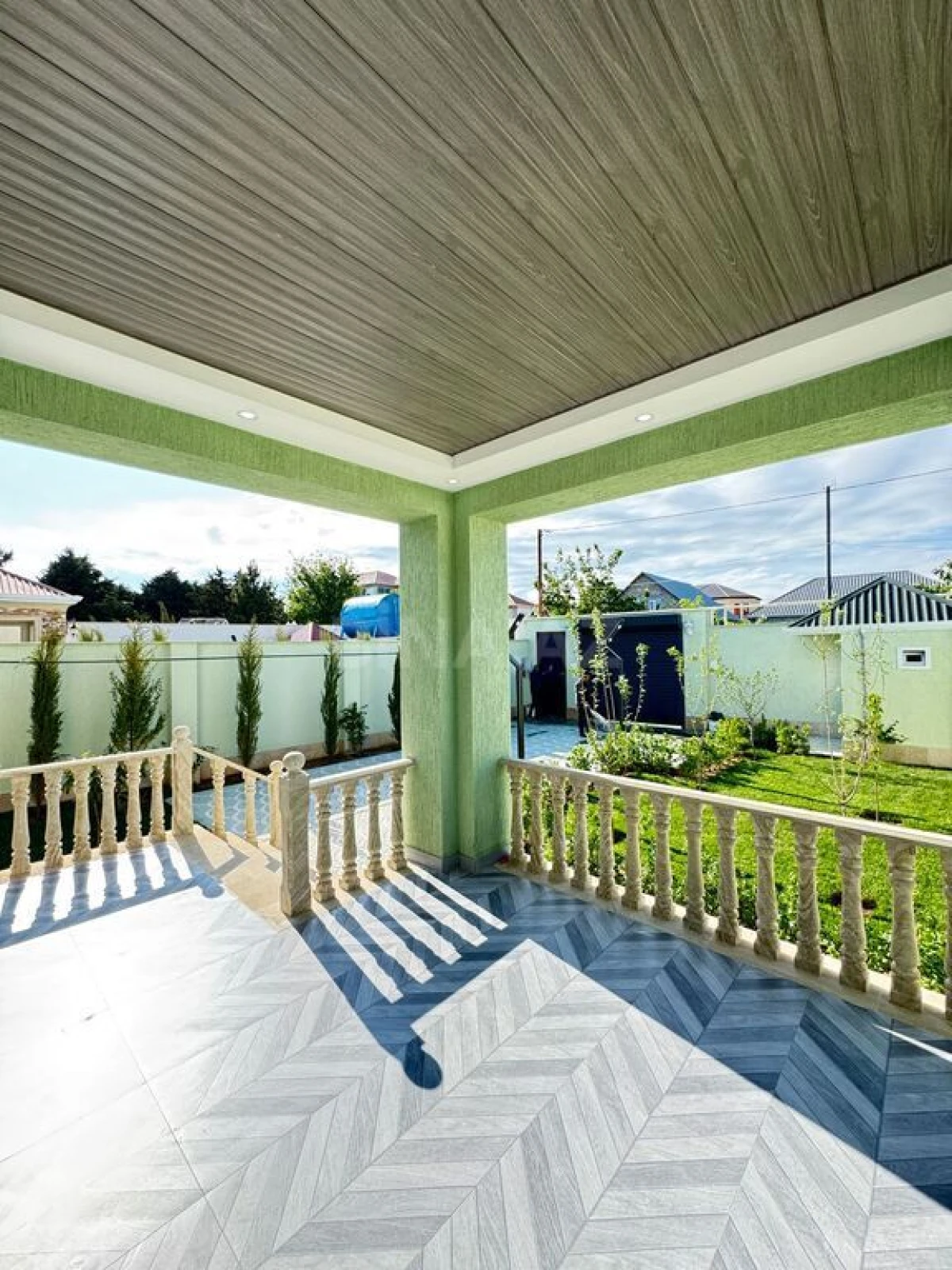 Satılır 4 otaqlı həyət evi 160 m²