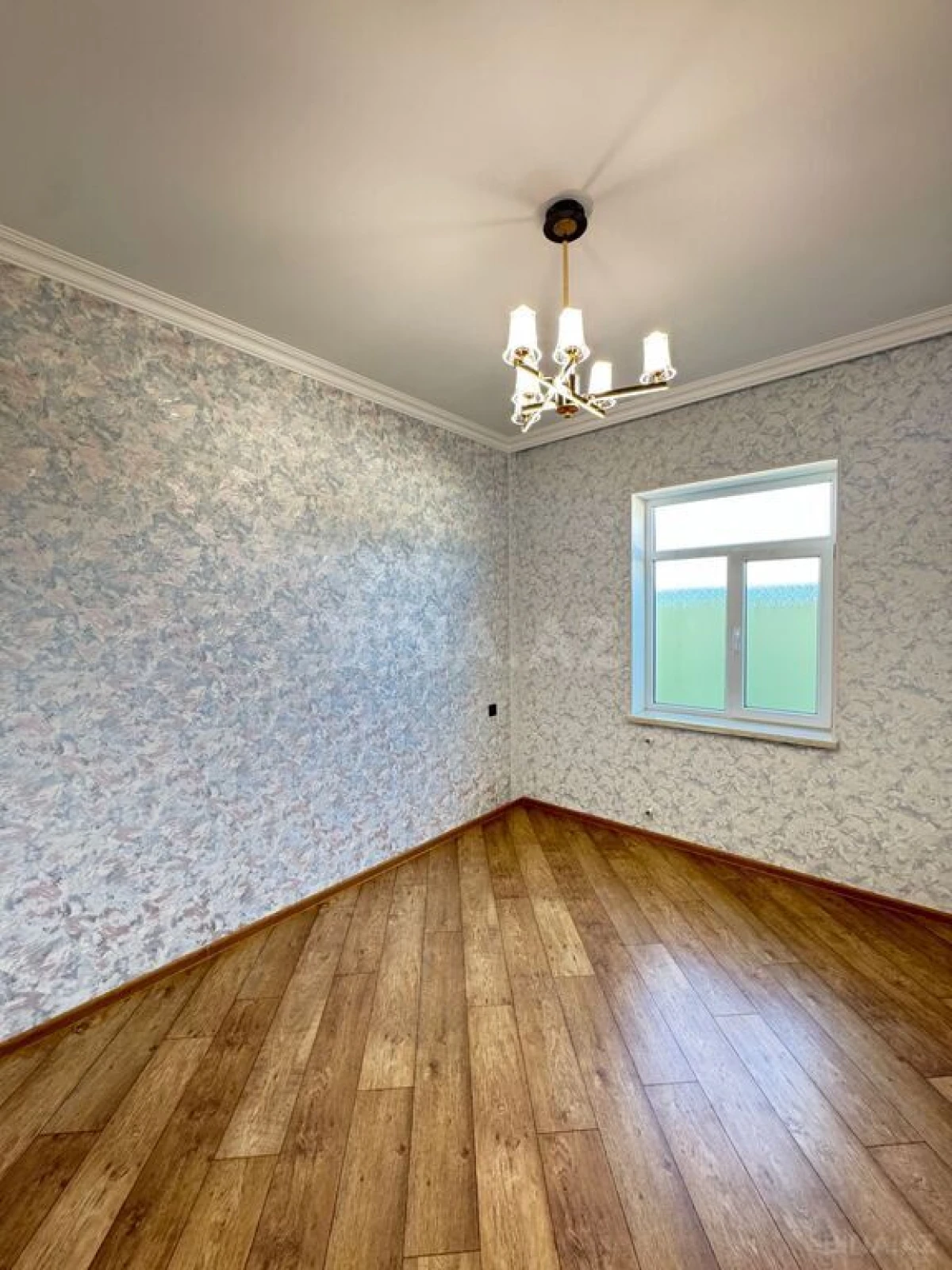 Satılır 4 otaqlı həyət evi 160 m²