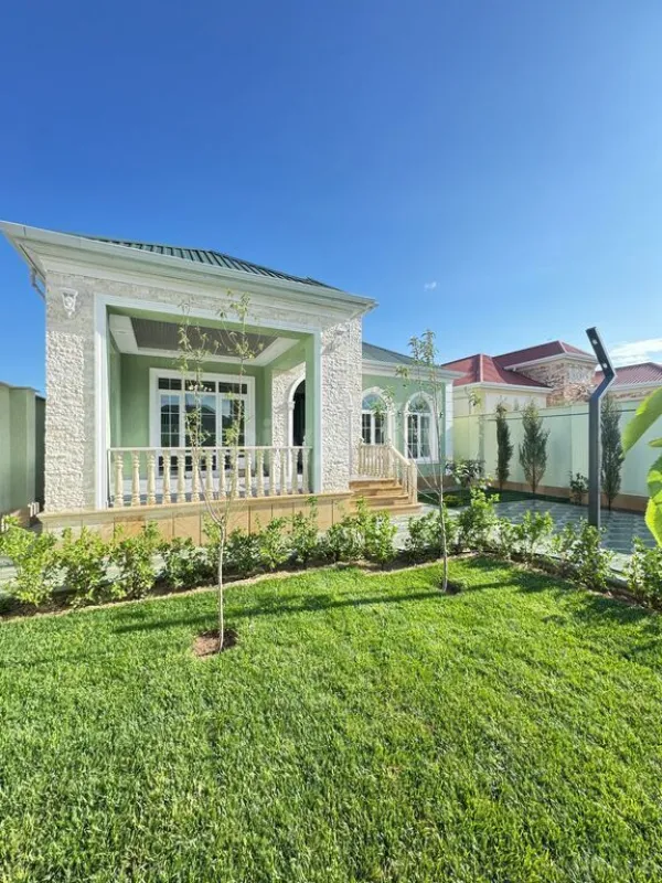 Satılır 4 otaqlı həyət evi 160 m²