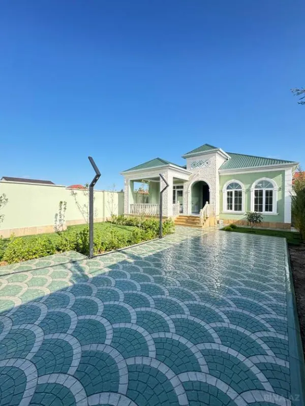 Satılır 4 otaqlı həyət evi 160 m²