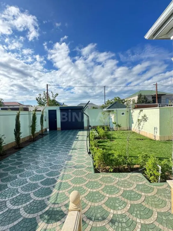 Satılır 4 otaqlı həyət evi 160 m²