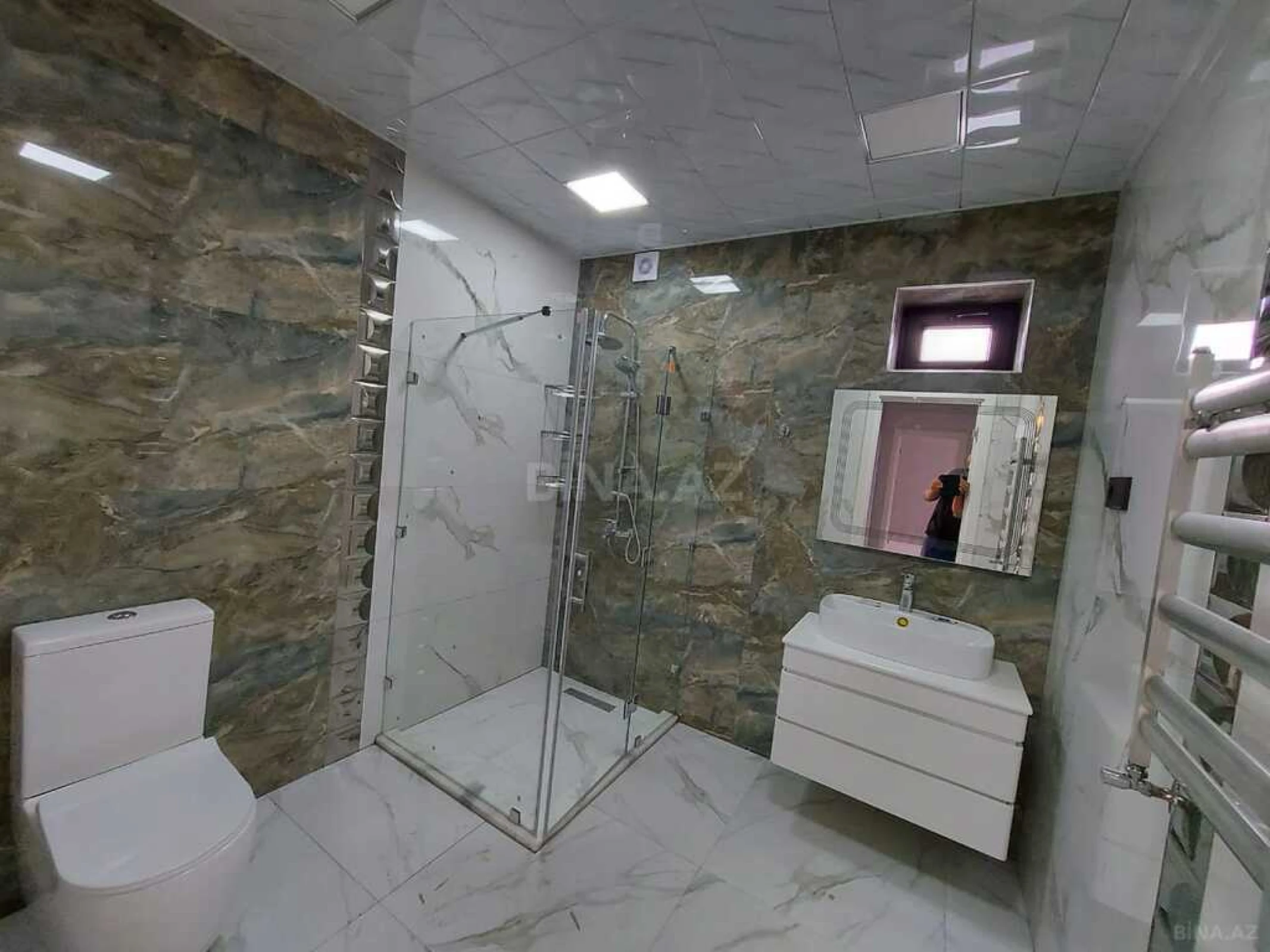 Satılır 4 otaqlı həyət evi 160 m²