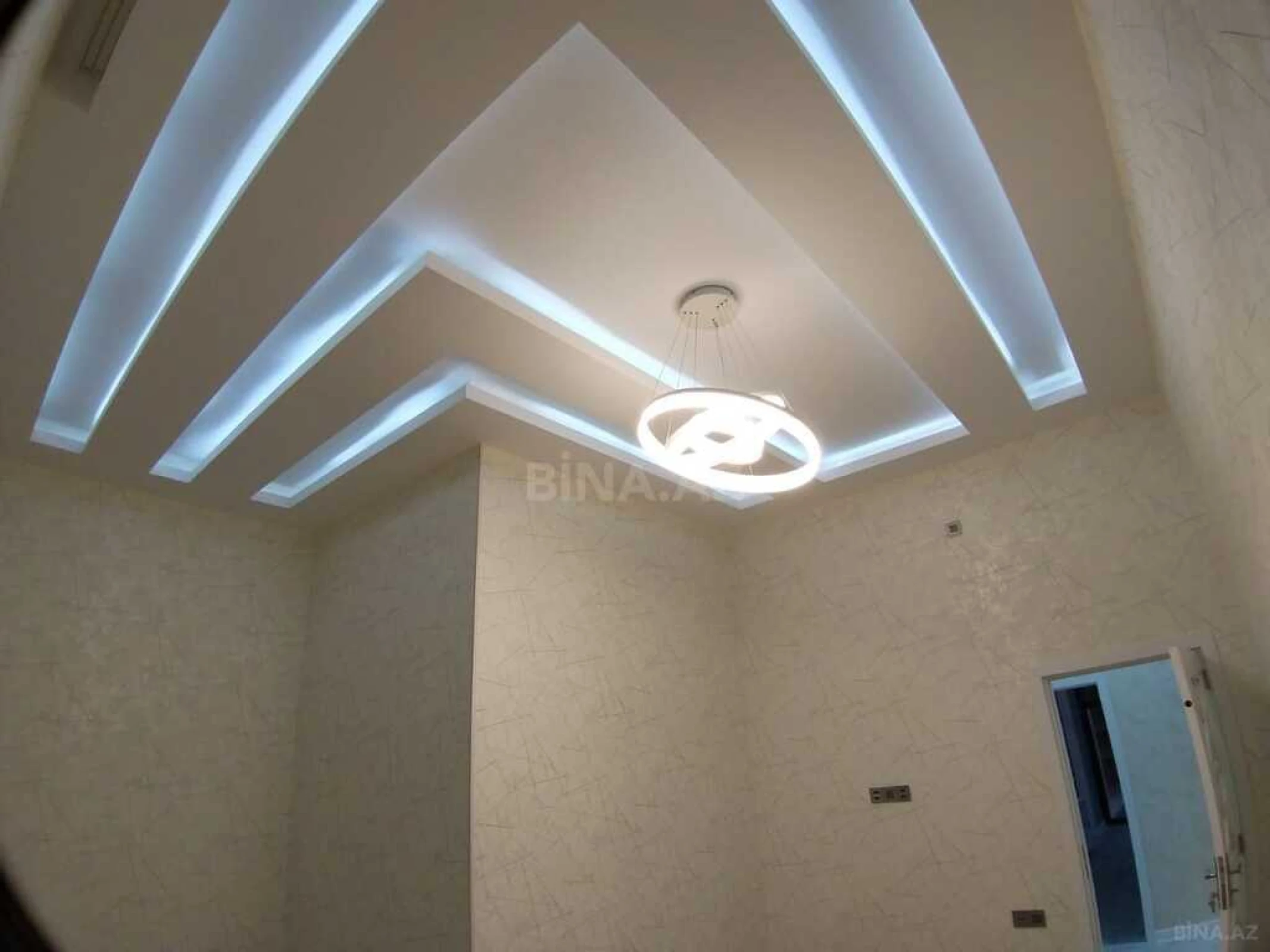 Satılır 4 otaqlı həyət evi 160 m²