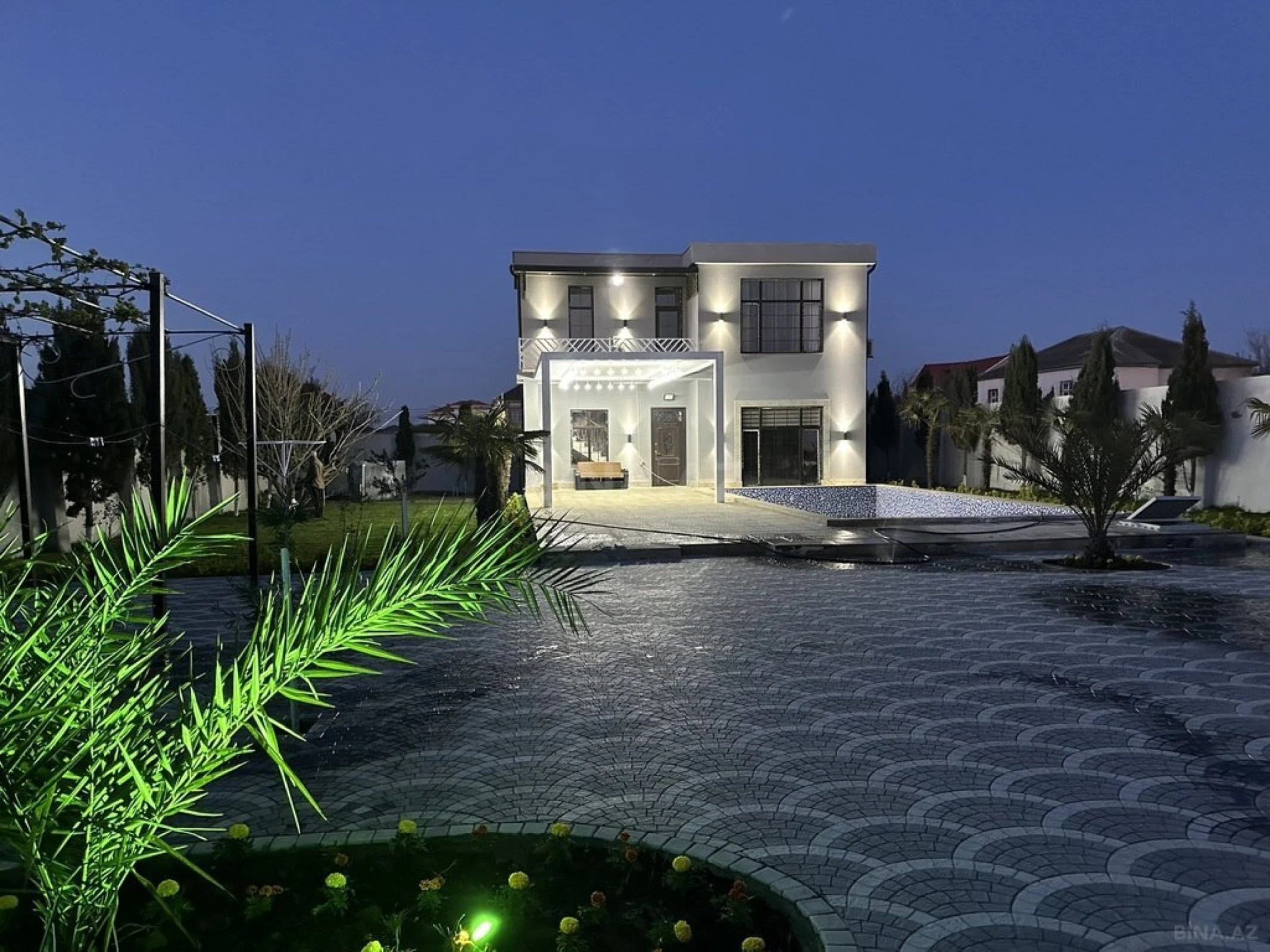 Kirayə verilir 5 otaqlı həyət evi 200 m²
