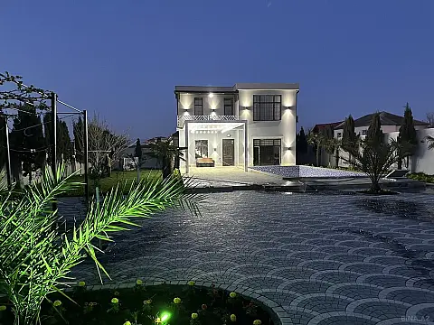 Kirayə verilir 5 otaqlı həyət evi 200 m²