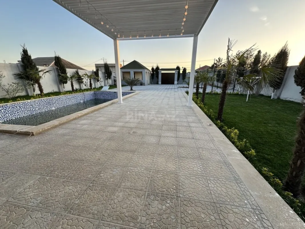 Kirayə verilir 5 otaqlı həyət evi 200 m²