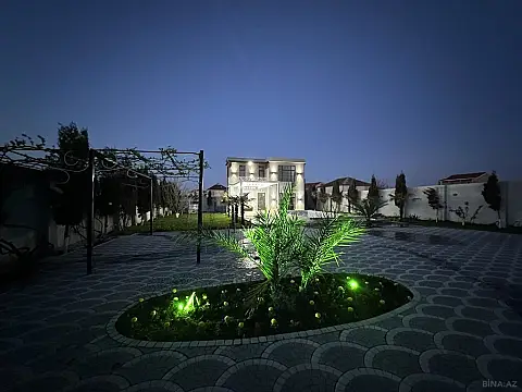 Kirayə verilir 5 otaqlı həyət evi 200 m²