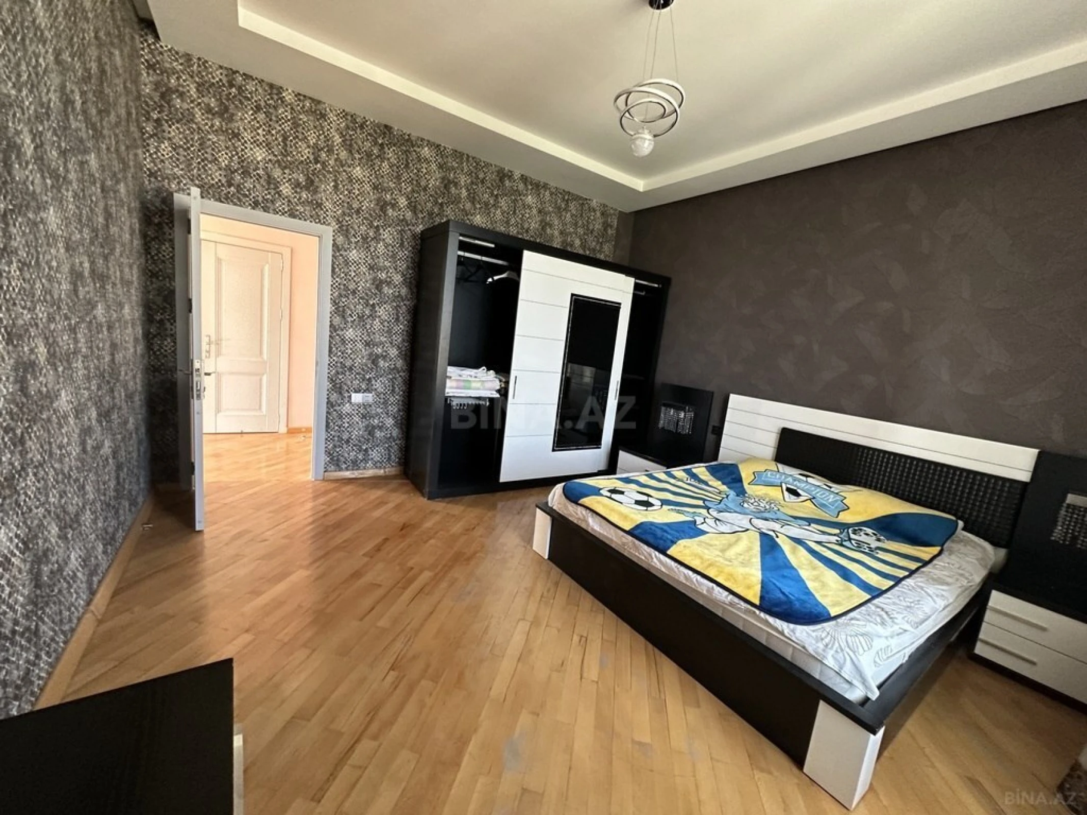 Kirayə verilir 5 otaqlı həyət evi 200 m²