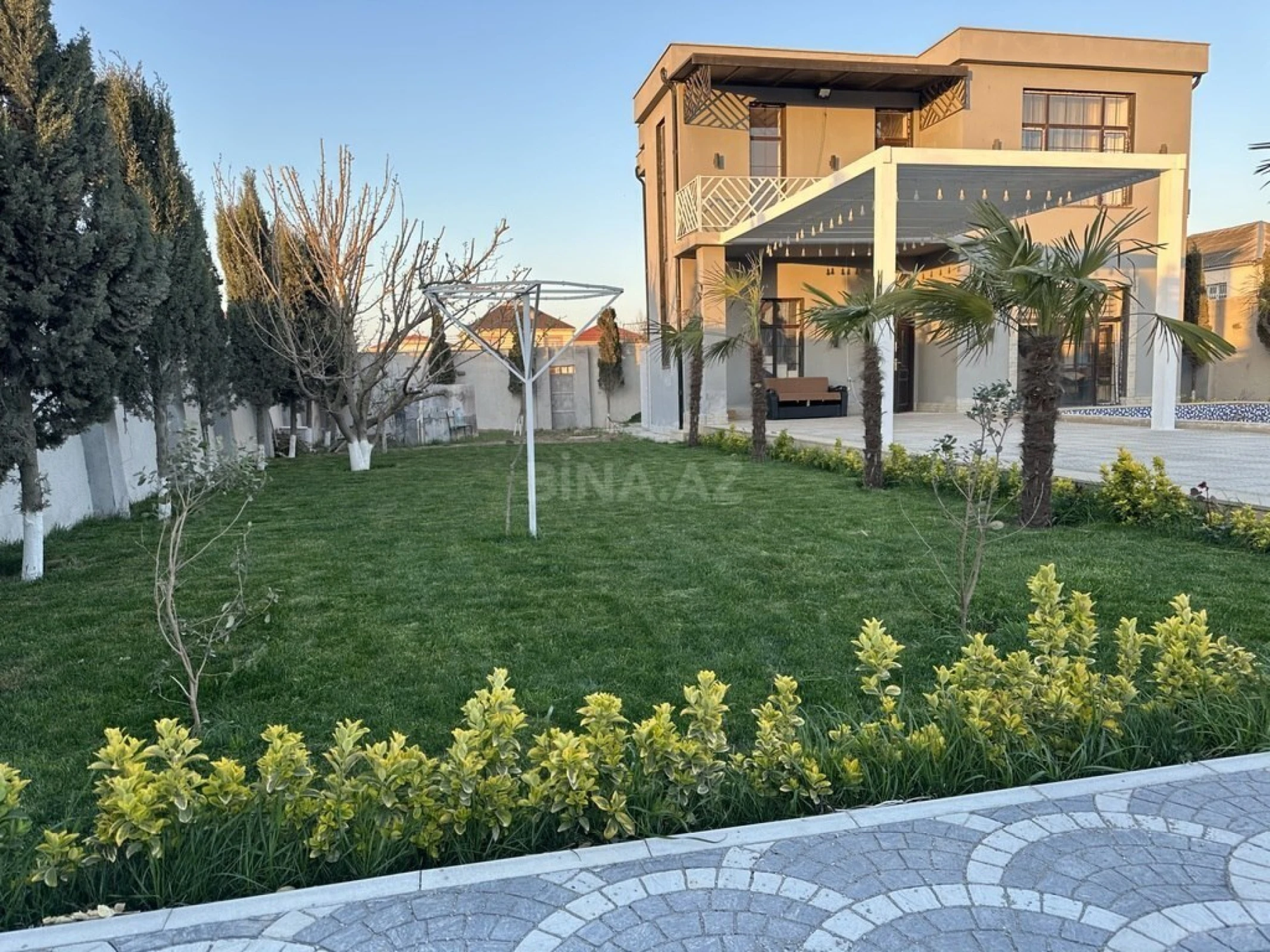 Kirayə verilir 5 otaqlı həyət evi 200 m²
