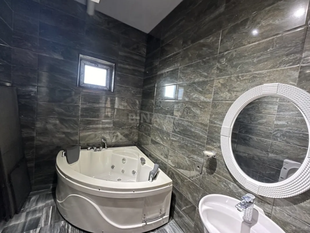 Kirayə verilir 5 otaqlı həyət evi 200 m²