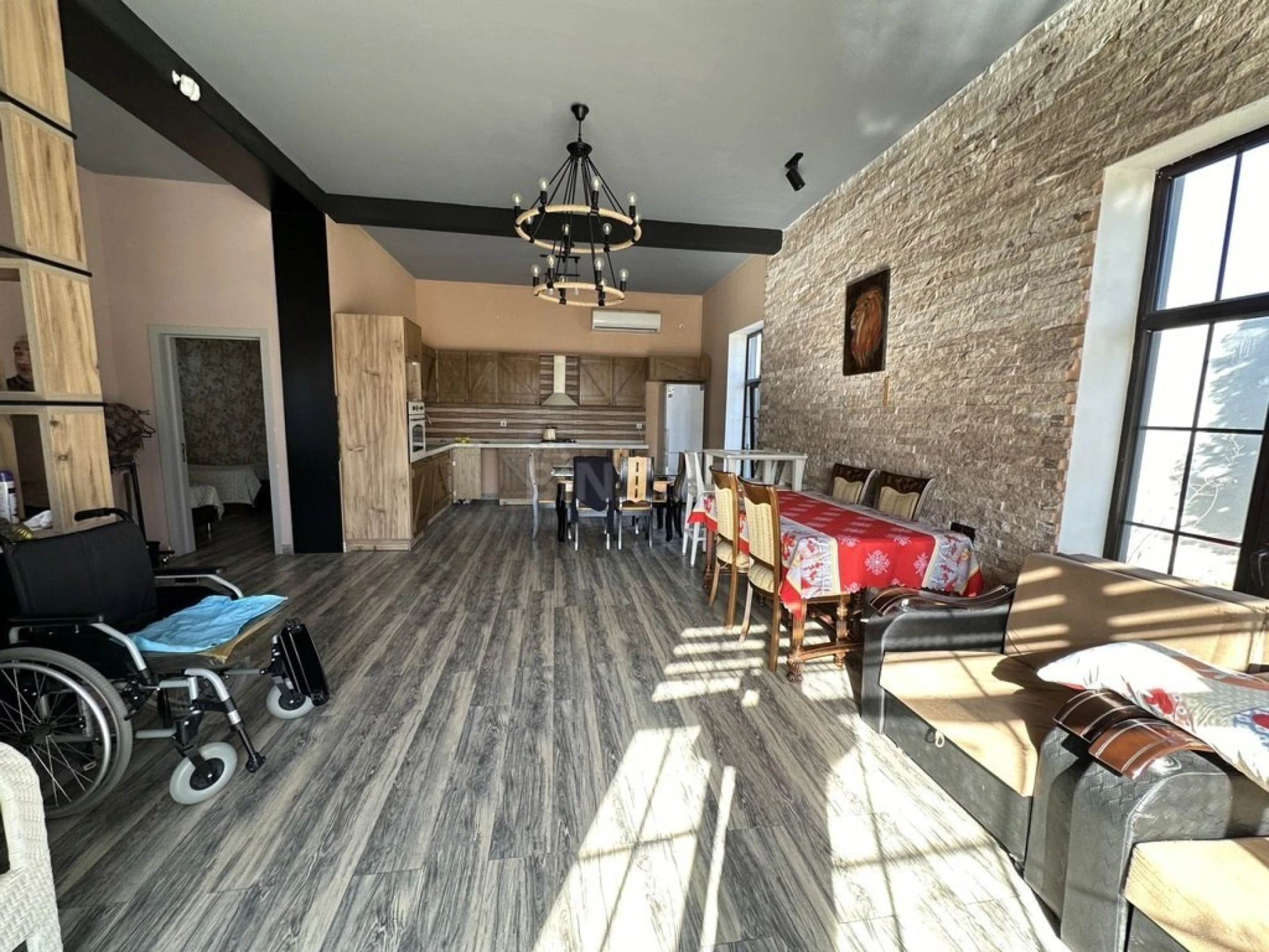 Kirayə verilir 5 otaqlı həyət evi 200 m²