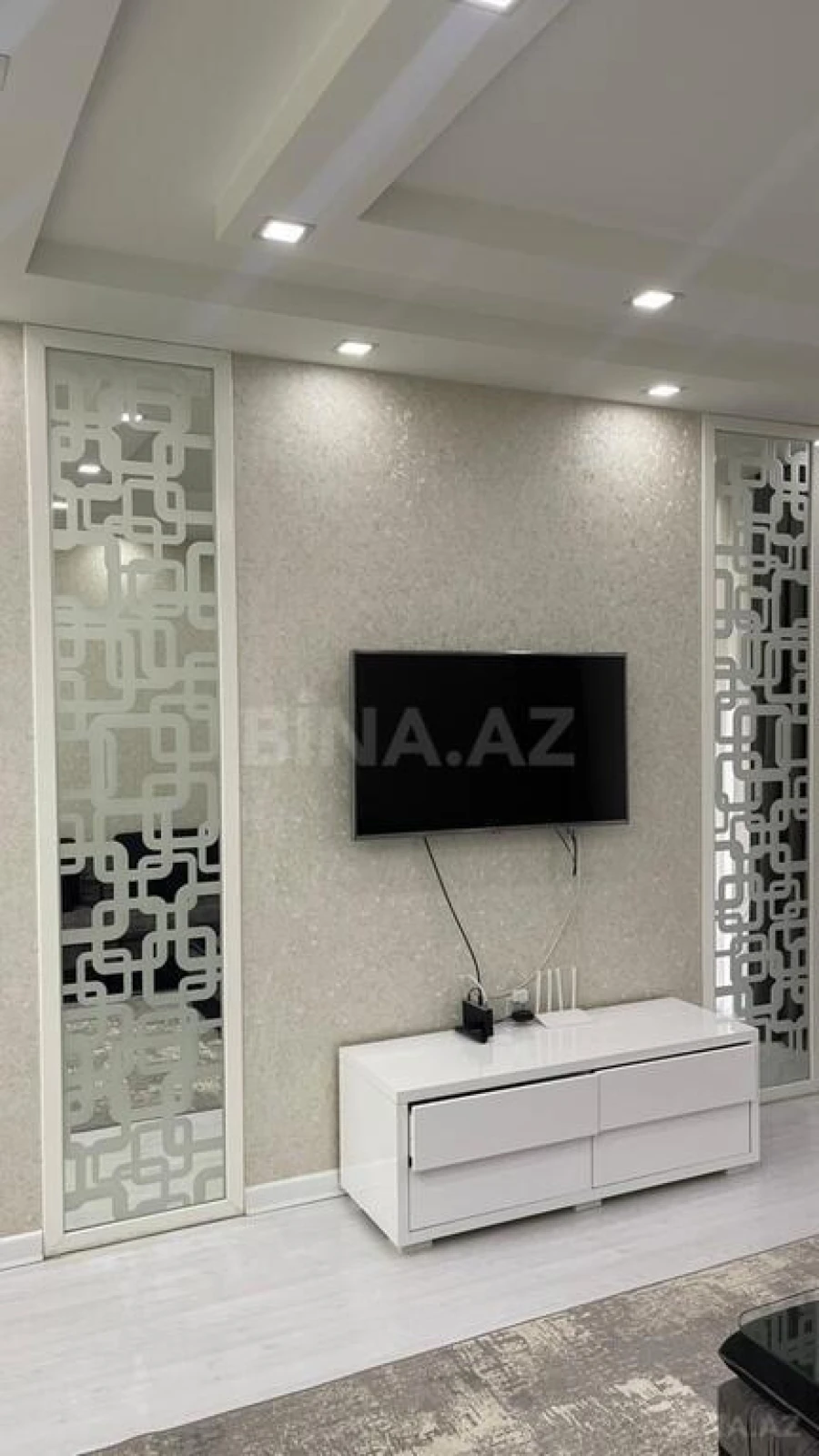 Kirayə verilir 2 otaqlı mənzil 70 m²