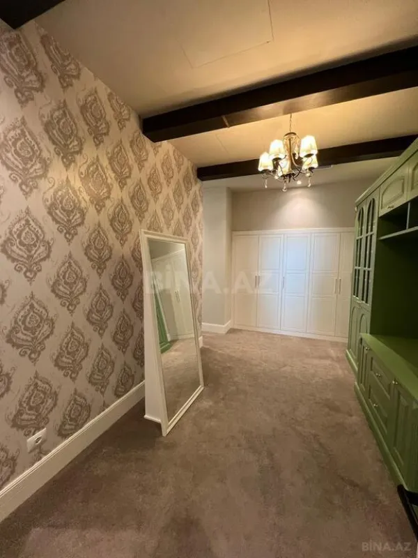 Kirayə verilir 6 otaqlı həyət evi 280 m²