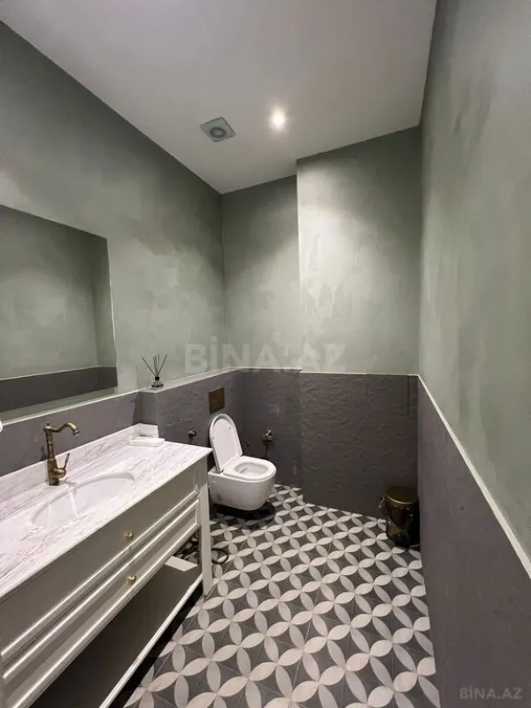 Kirayə verilir 6 otaqlı həyət evi 280 m²