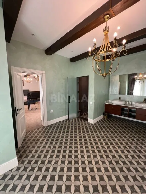 Kirayə verilir 6 otaqlı həyət evi 280 m²