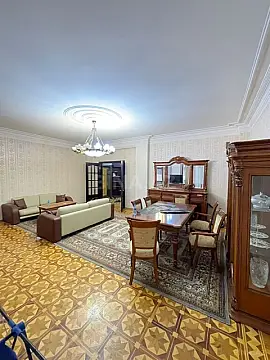 Kirayə verilir 3 otaqlı mənzil 160 m²