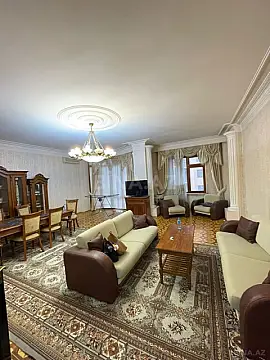 Kirayə verilir 3 otaqlı mənzil 160 m²