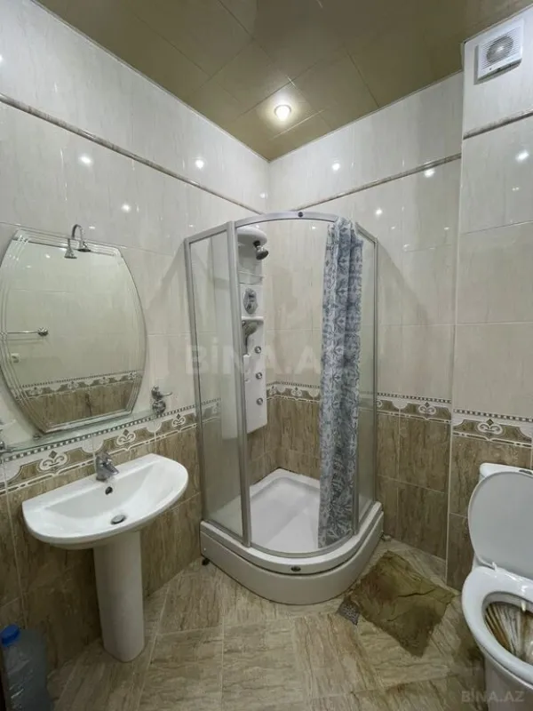Kirayə verilir 3 otaqlı mənzil 160 m²