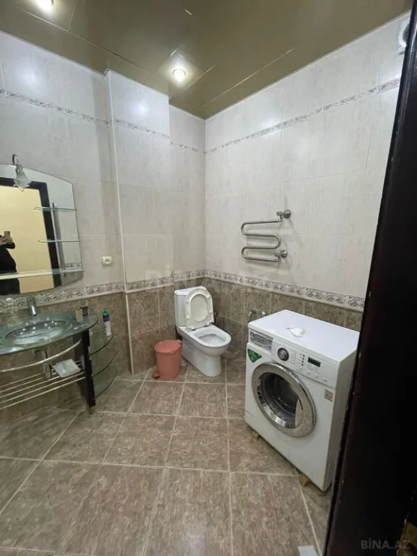 Kirayə verilir 3 otaqlı mənzil 160 m²
