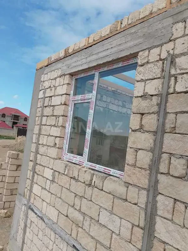 Satılır 4 otaqlı həyət evi 140 m²