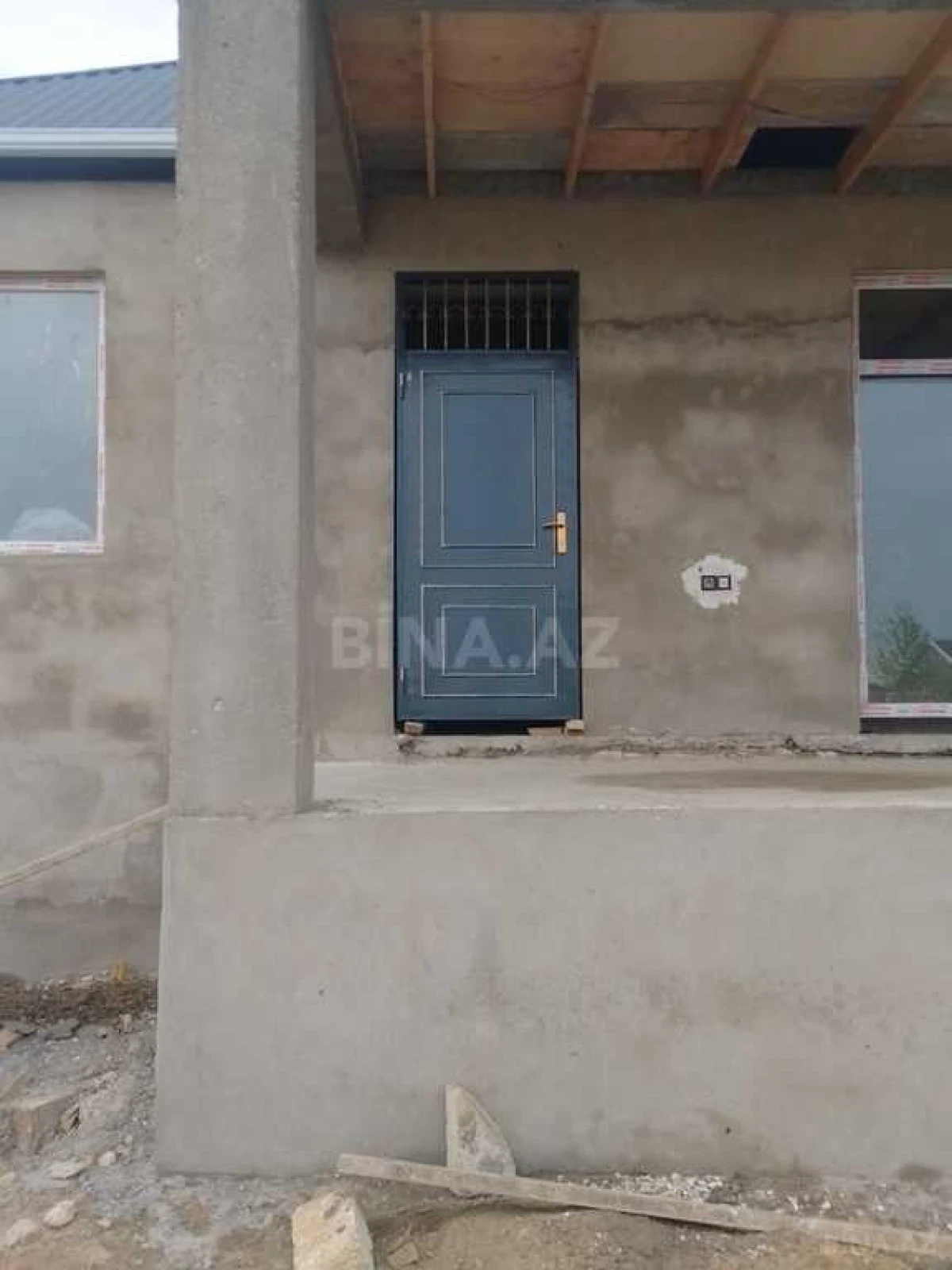 Satılır 4 otaqlı həyət evi 140 m²