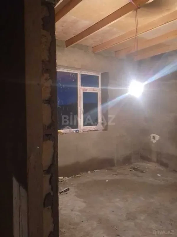 Satılır 4 otaqlı həyət evi 140 m²