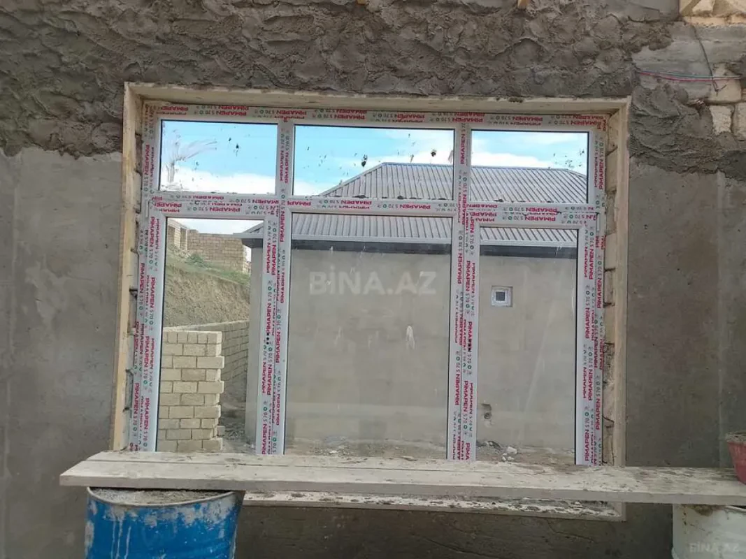 Satılır 4 otaqlı həyət evi 140 m²