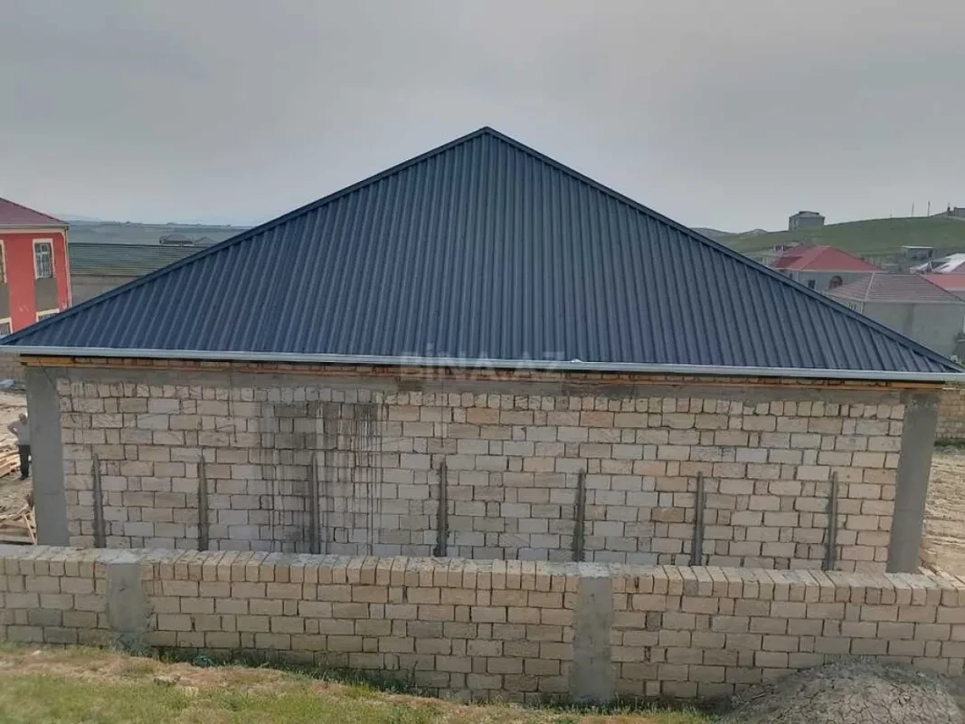 Satılır 4 otaqlı həyət evi 140 m²