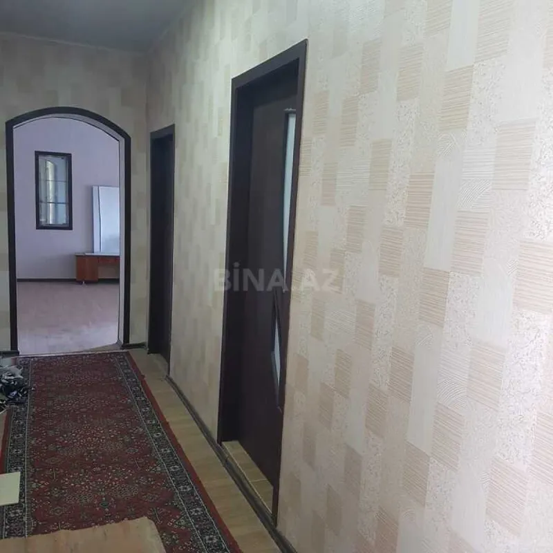 Satılır 6 otaqlı həyət evi 160 m²