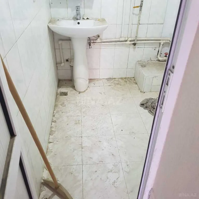 Satılır 6 otaqlı həyət evi 160 m²