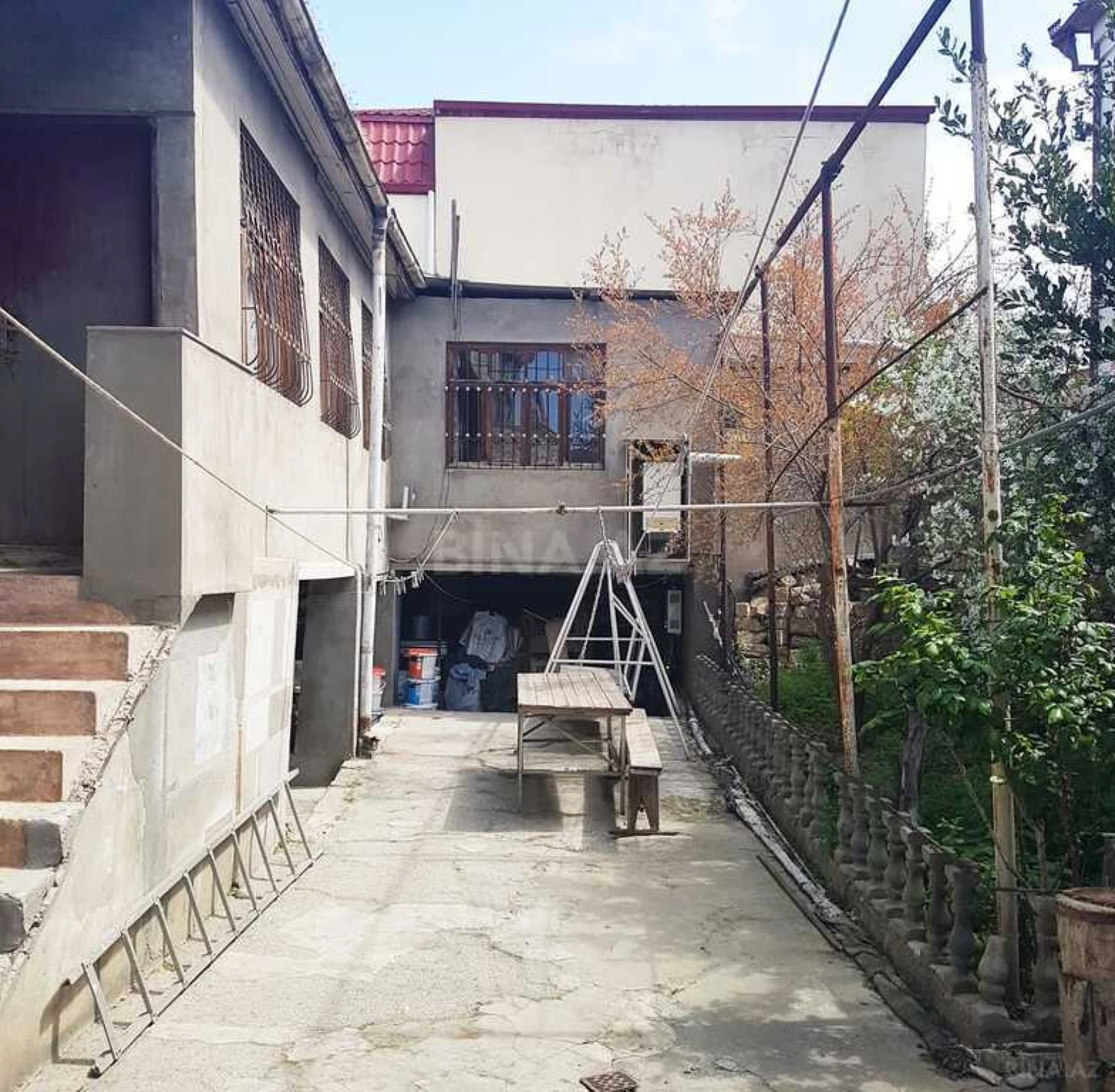 Satılır 6 otaqlı həyət evi 160 m²