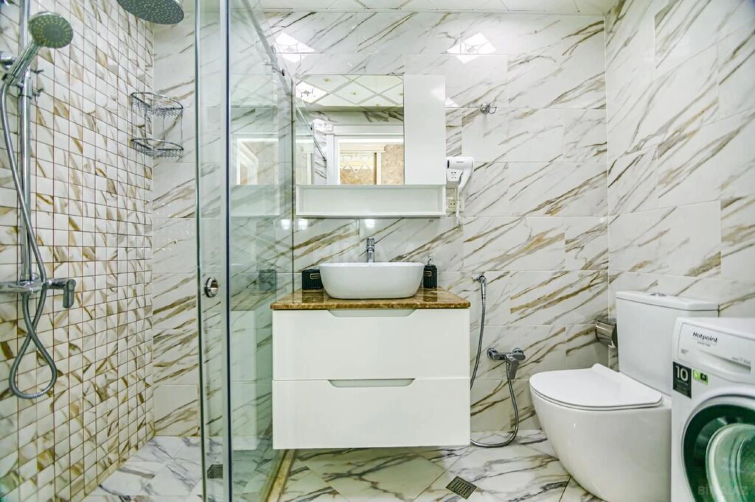 Satılır 1 otaqlı mənzil 45 m²