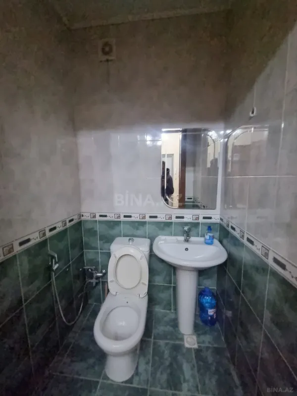 Satılır 2 otaqlı mənzil 92 m²