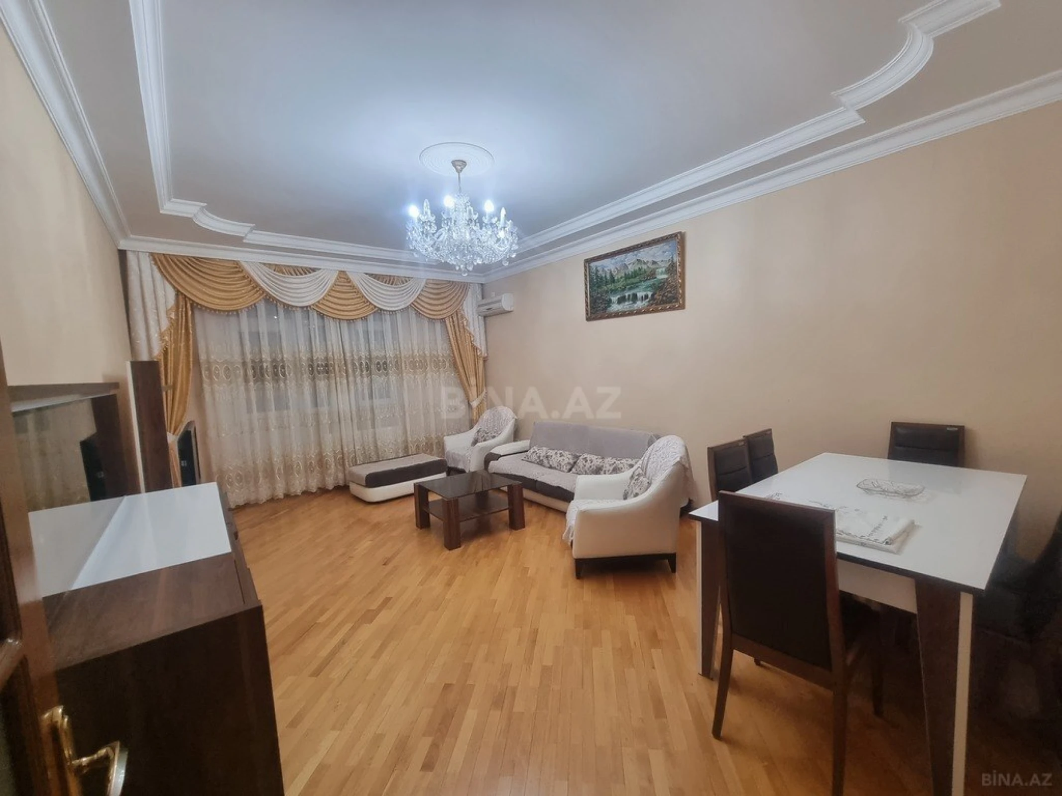 Satılır 2 otaqlı mənzil 92 m²