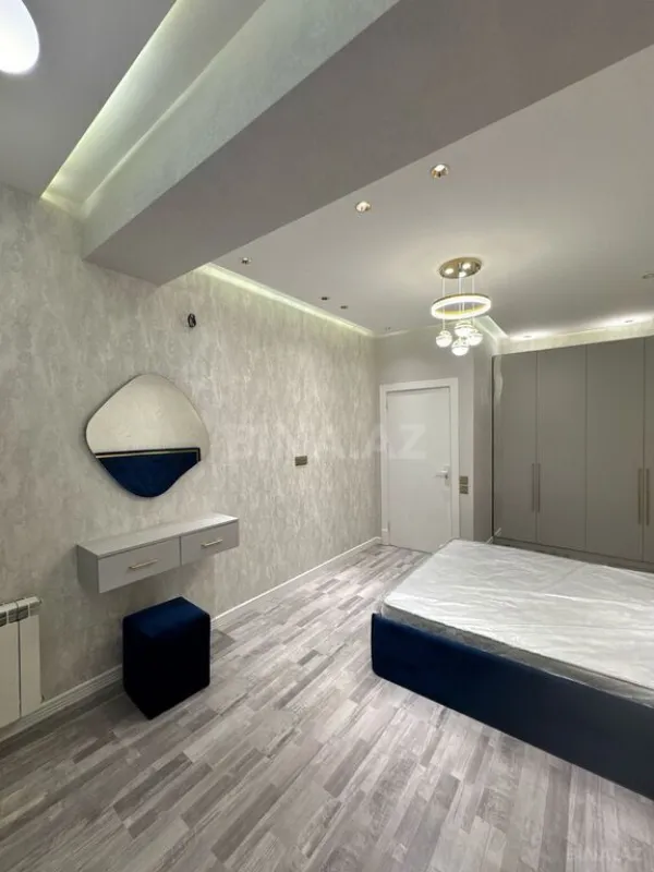 Satılır 2 otaqlı mənzil 60 m²